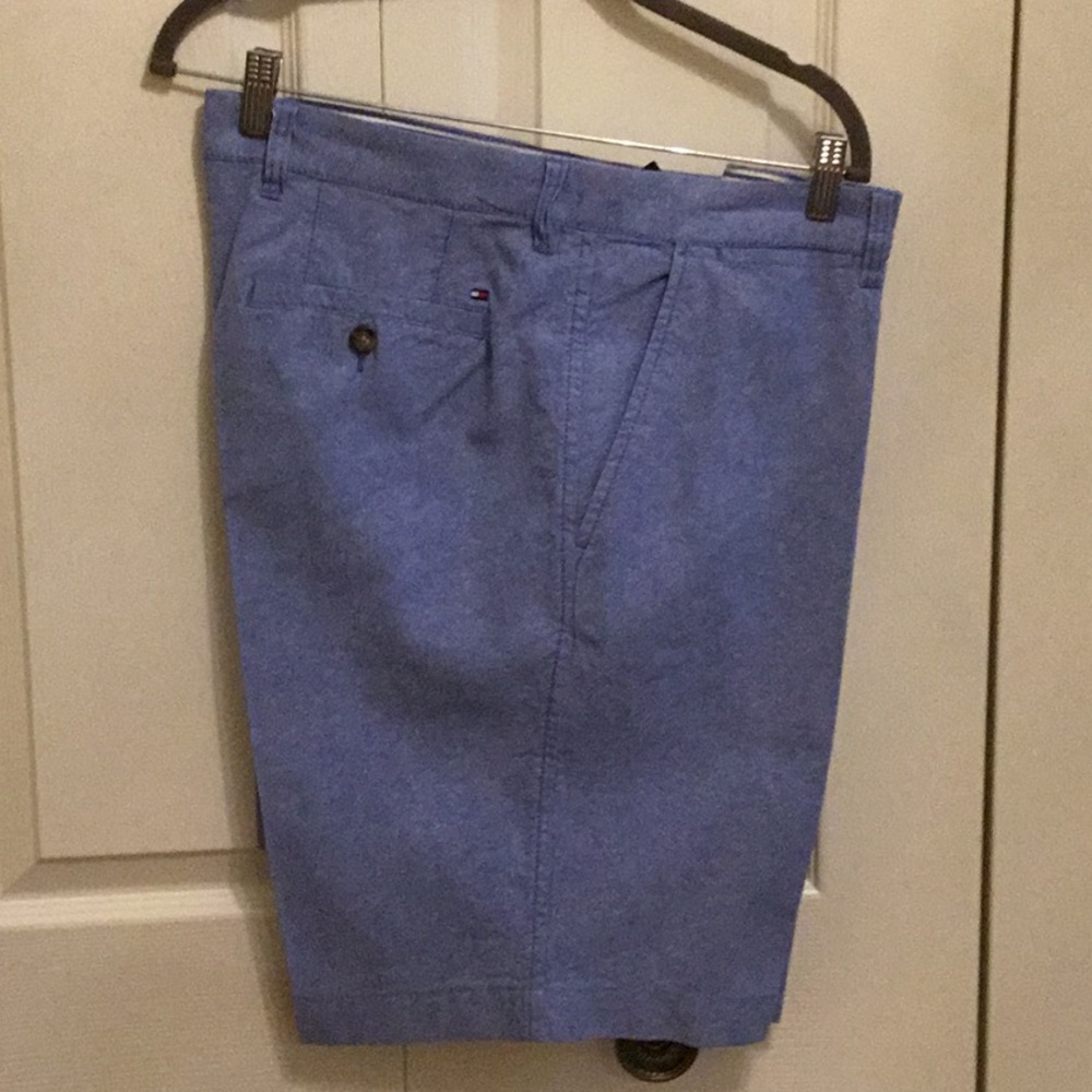 *EUC* Tommy Hilfiger chambray shorts. Size 36.